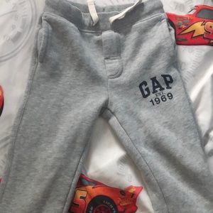 Toddler gap logo pull on pants